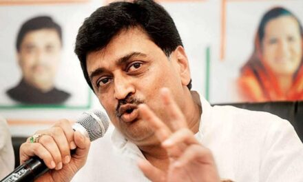 अजित आवार  अर्थ मंत्री झालेत, आत 40 आमदारांनी घरवापसी   करावी – अशोक चव्हाण